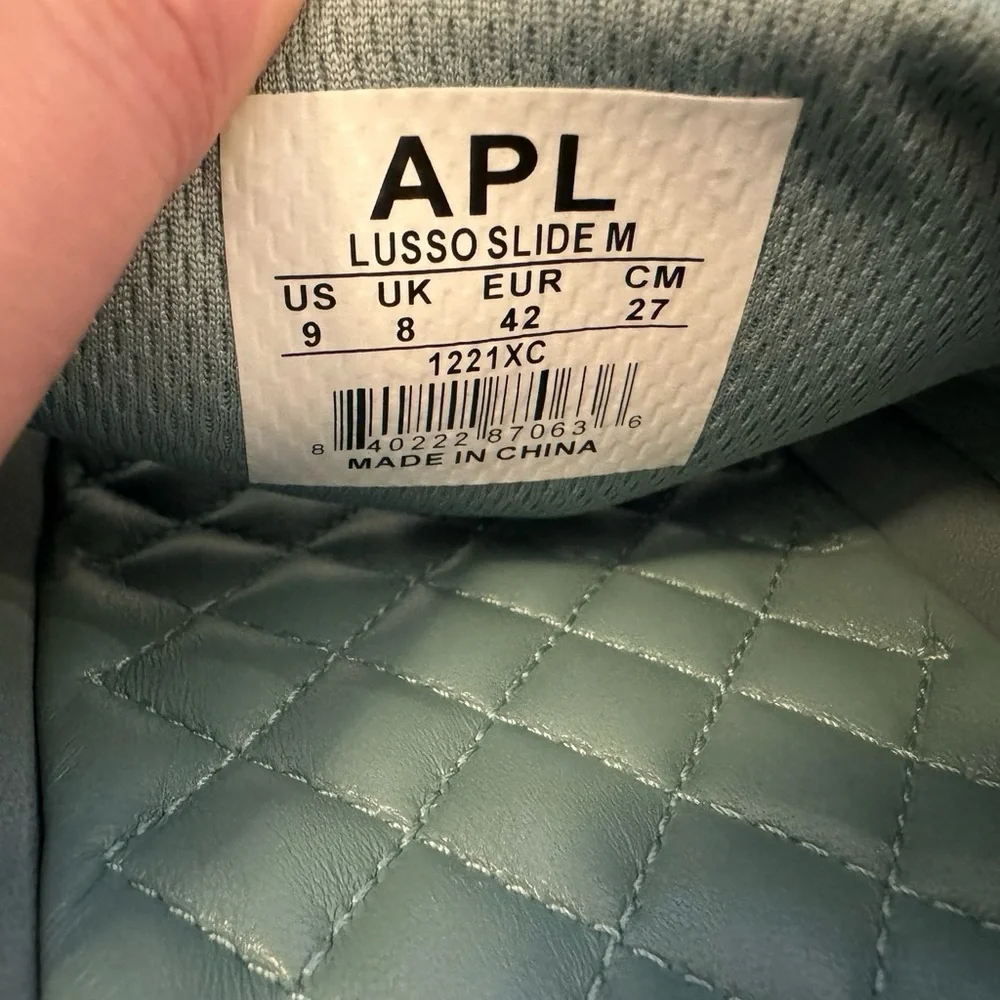 APL Lusso Slide in Seaside Quilted Top Men’s Size 9